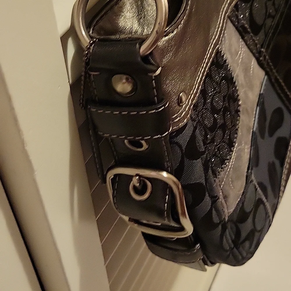 NWT: COACH Tonal Patchwork Zoe - Picture 4 of 16